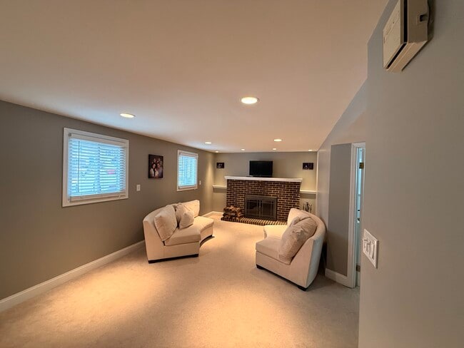 Building Photo - 19013 Quail Valley Blvd