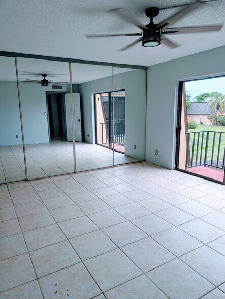 Building Photo - 5572 Malt Dr