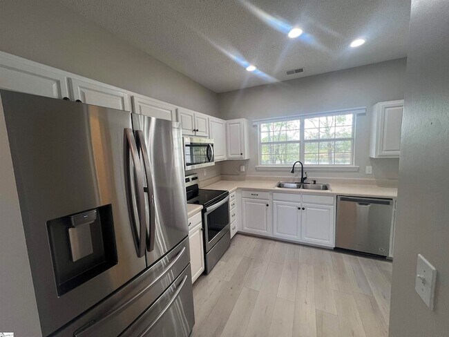 Building Photo - 522 Peach Grove Pl