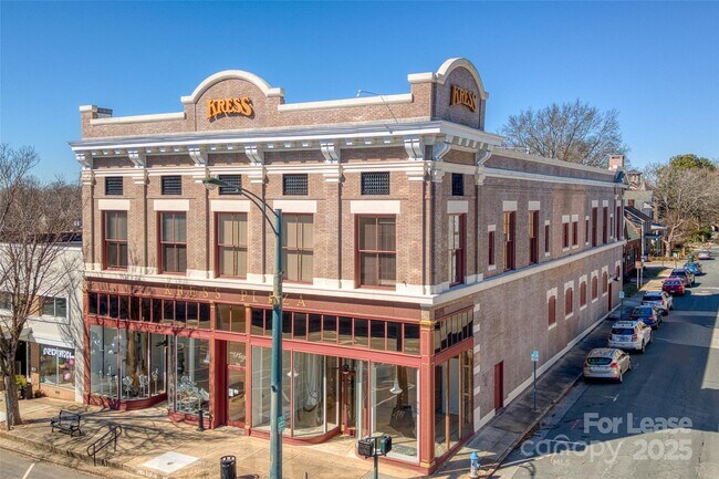 Building Photo - 300 S Main St