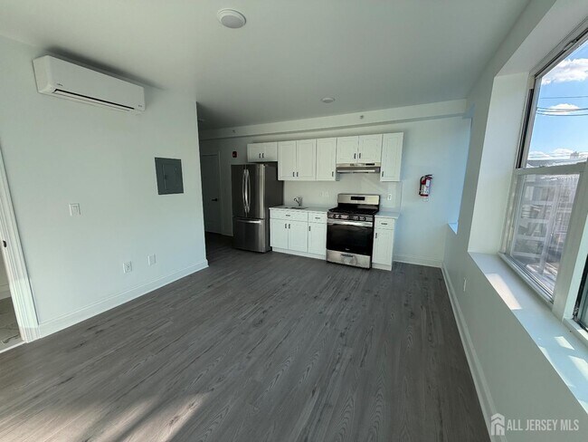 Building Photo - 103 Bayard St