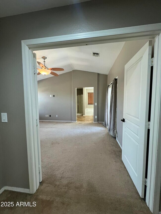 Building Photo - 14711 W Riviera Dr