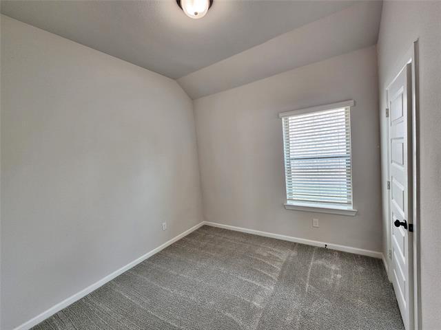 Building Photo - 2034 Clearwater Way
