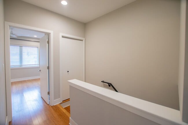 Building Photo - Modern & Efficient Point Breeze Townhome!