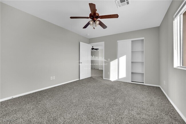 Building Photo - 200 S Mount Charleston Dr E