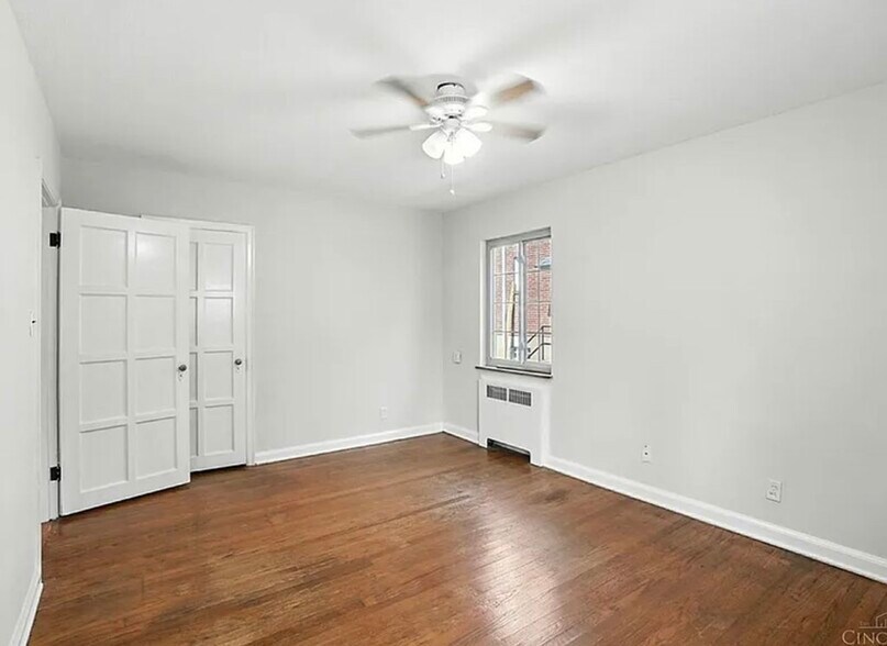 Building Photo - 6256 Rogers Park Pl