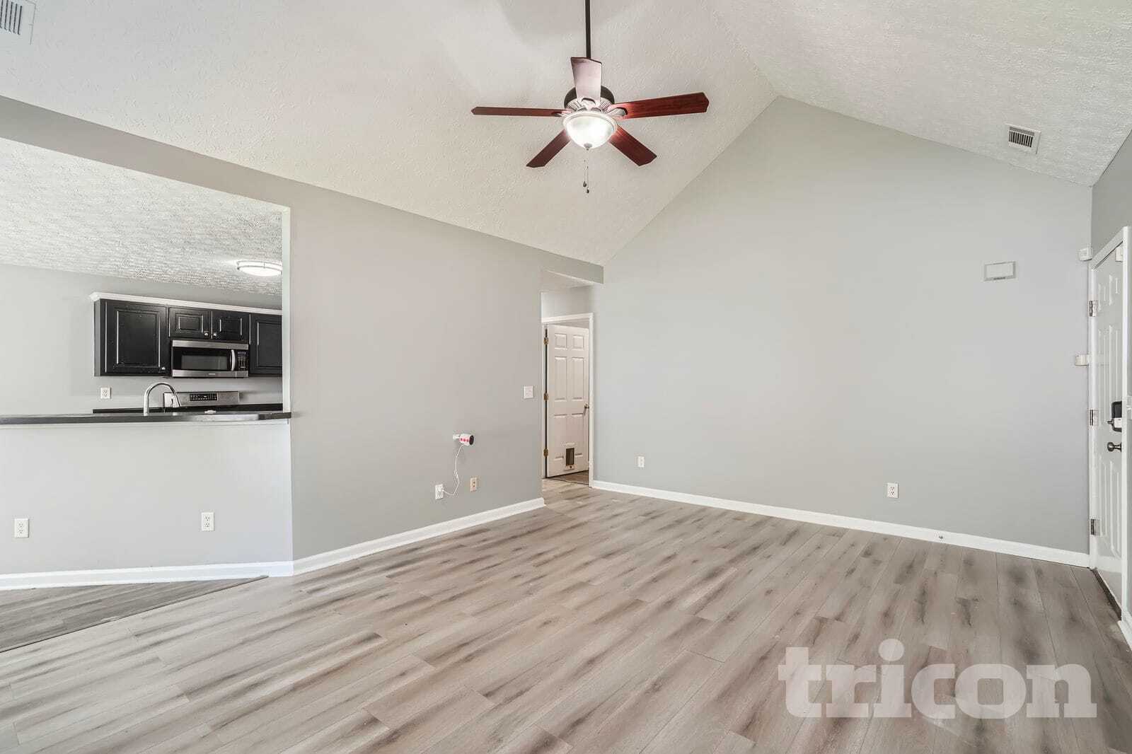 Building Photo - 210 Pebble Creek Dr