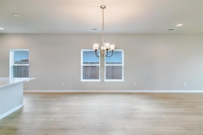 Building Photo - 113 Watercourse Wy