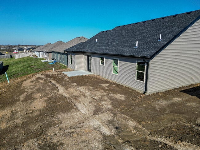 Building Photo - 3324 Naples Dr