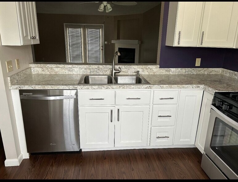 Building Photo - 6953 Tippecanoe Rd