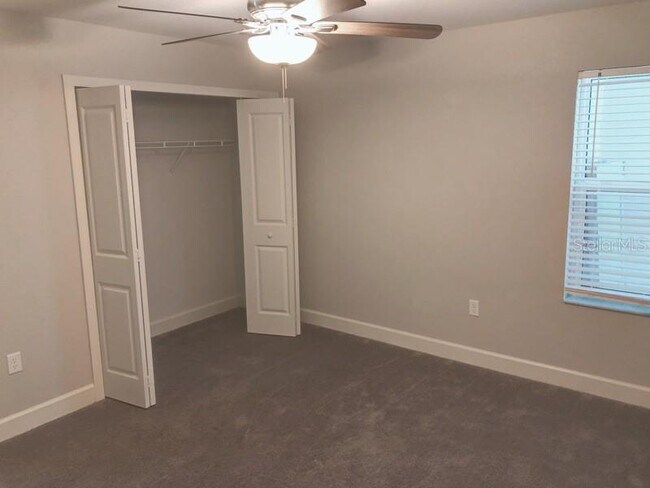 Building Photo - 399 Carmalita St