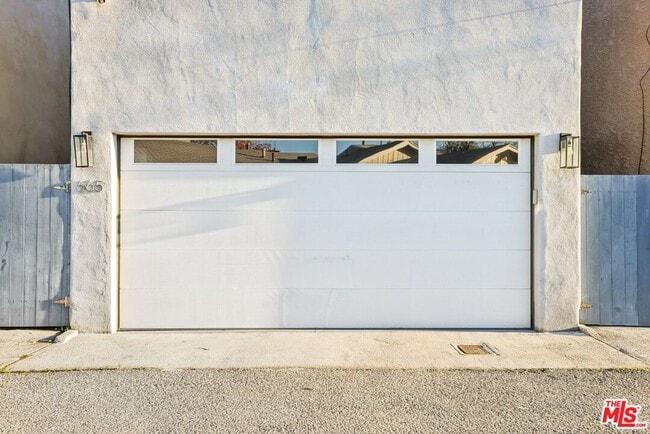 Building Photo - 665 Washington Blvd