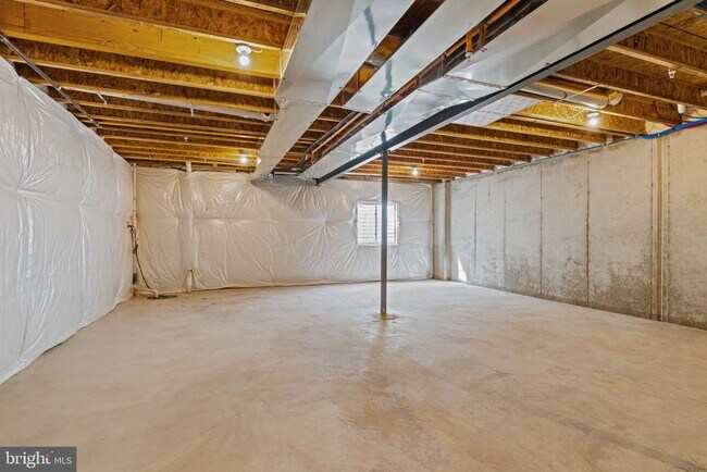 Building Photo - 46 Parry Wy