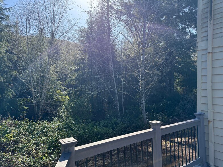 Building Photo - 1601 N 4th Ave