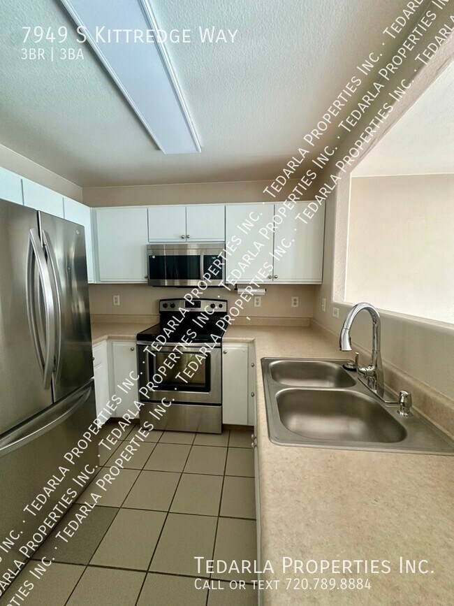 Building Photo - 7949 S Kittredge Way