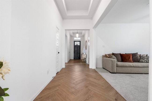 Building Photo - 11918 Autumn Leaf Dr