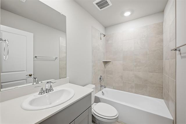 Building Photo - 413 Midnight Oak Dr