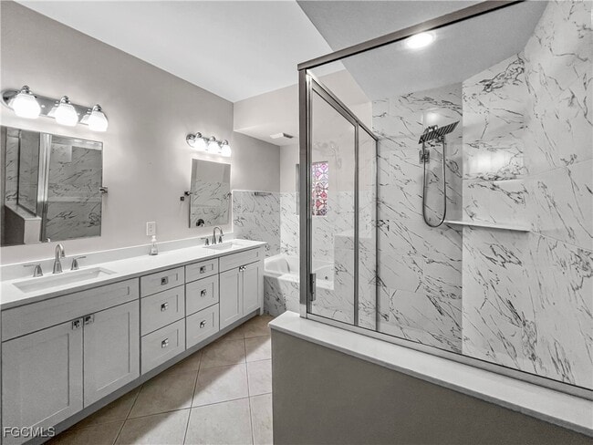 Building Photo - 16285 Coco Hammock Way