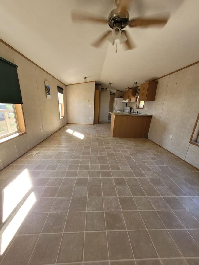 Building Photo - 2 bedroom 1 bathroom Mobile Home Lot rent ...