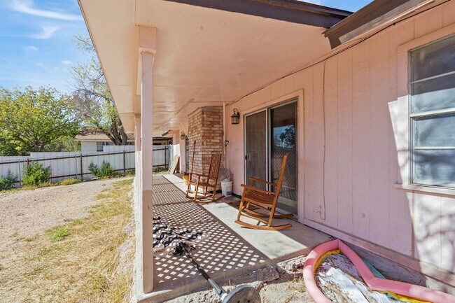 Building Photo - 131 Northill Dr