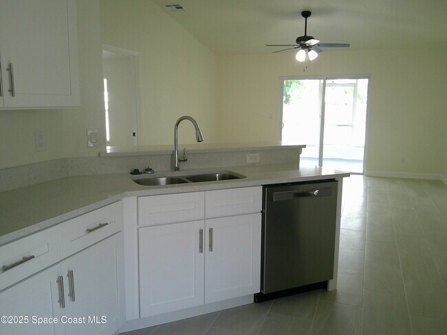 Building Photo - 4049 Wilkes Dr