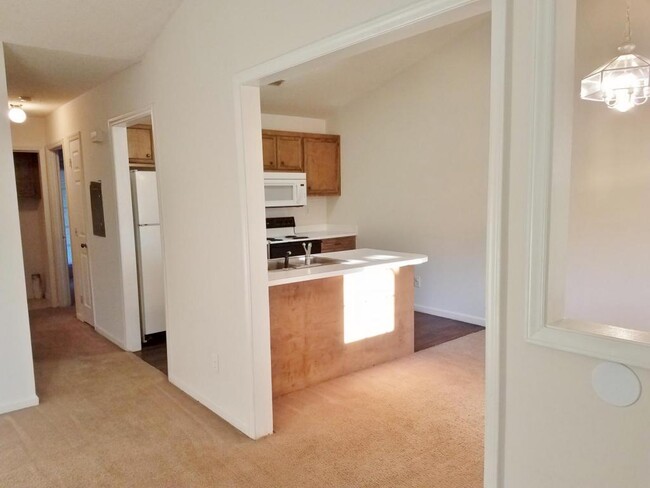 Building Photo - 1317 Westpointe Drive