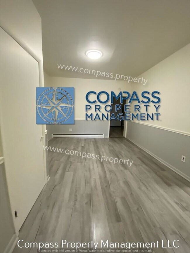 Building Photo - $ 1795 - 4 Bedroom, 1.5 Bath 3 Floor Home,...