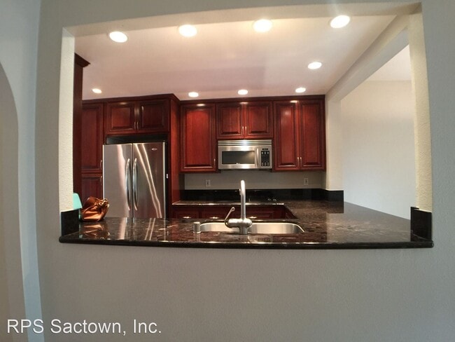 Building Photo - 2 br, 2.5 bath House - 2507 Exeter Square ...