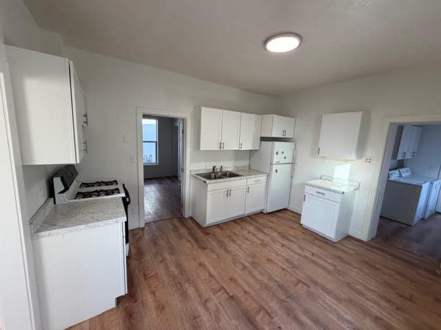 Building Photo - 829 S McClelland St