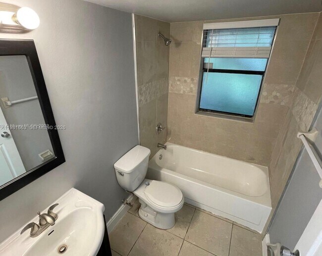 Building Photo - 5200 NW 31st Ave