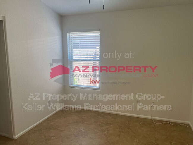 Building Photo - 3706 E Potter Dr