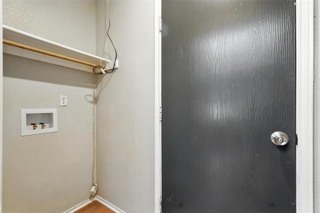 Building Photo - 10405 Belfort Dr