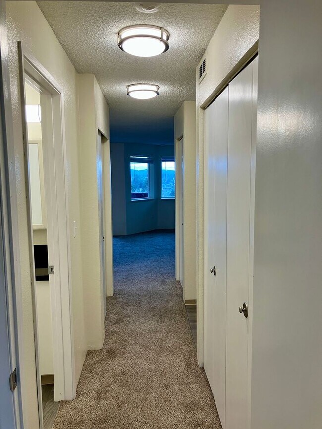 Interior Photo - Bella Vista