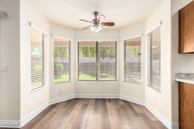 Building Photo - 1517 W Islandia Dr