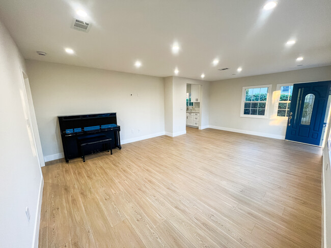 Living Room - 3055 Henrietta Ave