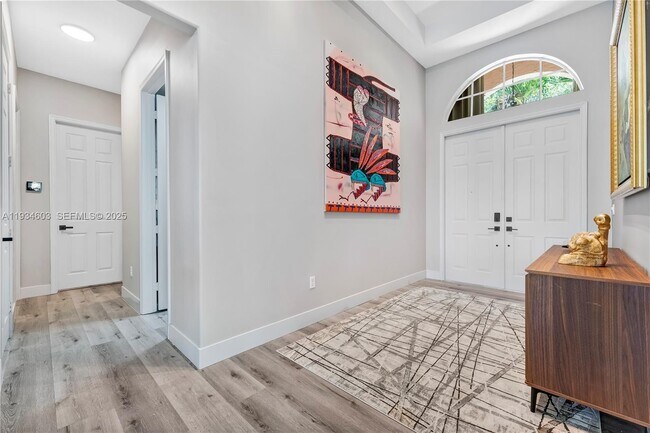 Building Photo - 5046 SW 162nd Ave