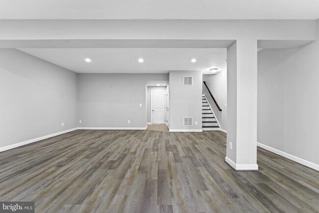 Building Photo - 21268 Park Grove Terrace
