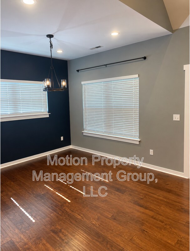 Building Photo - 4010 Rogers Rd