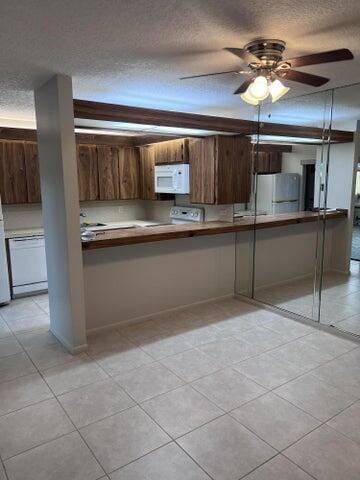 Building Photo - 1221 12th Ln