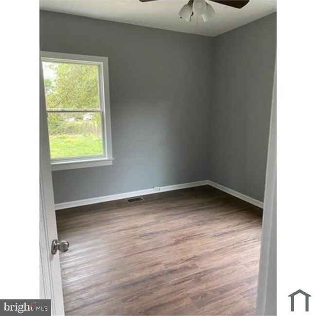 Building Photo - 3012 Alabama Ave SE