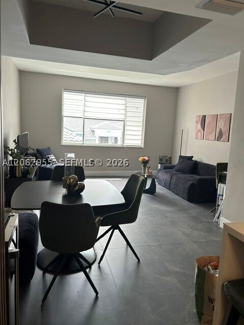 Building Photo - 725 SW 148th Ave
