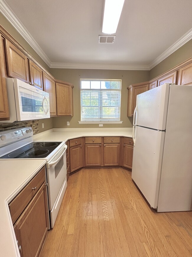 Building Photo - 2627 Spring Creek Hwy