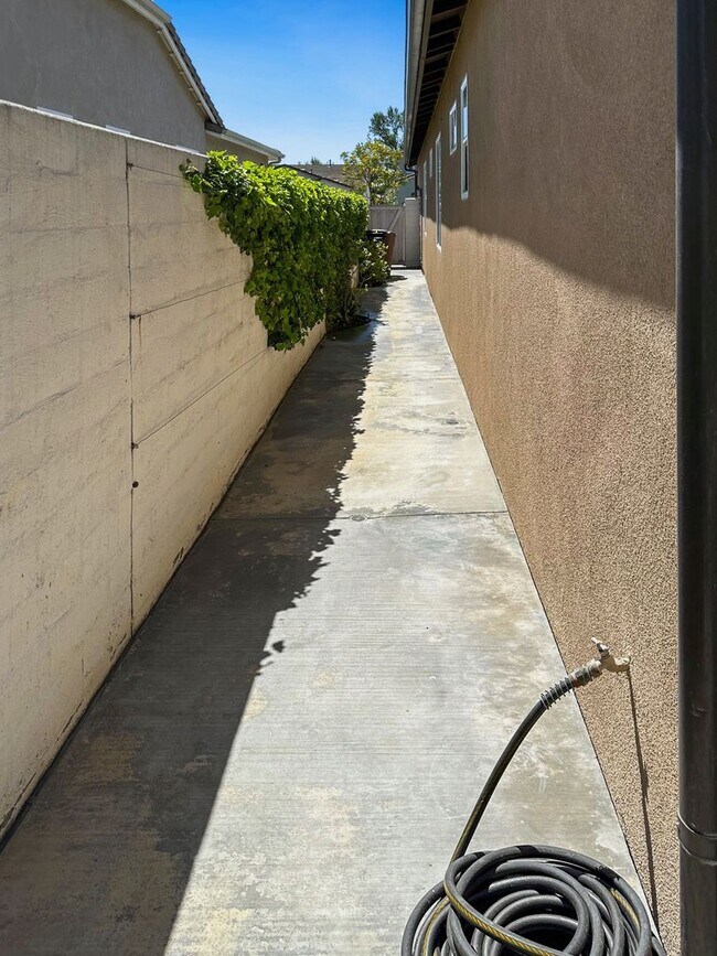 Building Photo - Charming 3-Bedroom Home in 55+ Talega Vill...