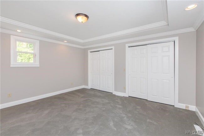Building Photo - 371 Linwood Ave