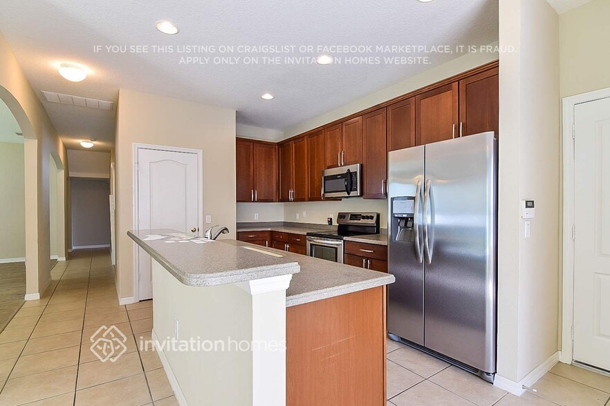 Building Photo - 3290 Fawnwood Dr