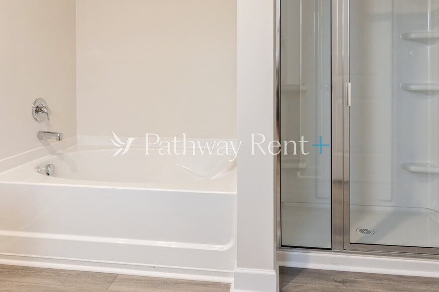 Building Photo - 2403 Nabali Wy