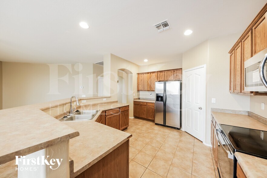 Building Photo - 188 S 154th Ln