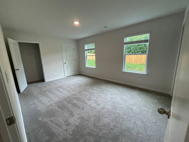 Building Photo - Pristine 3BR Townhouse in Arden