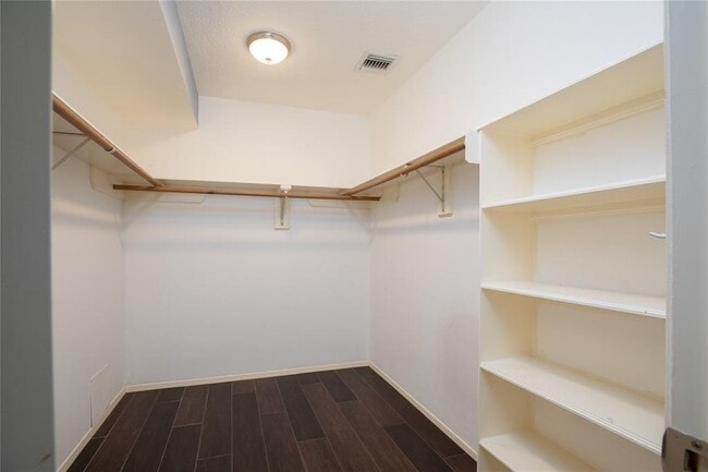 Building Photo - 4203 Bentley Dr