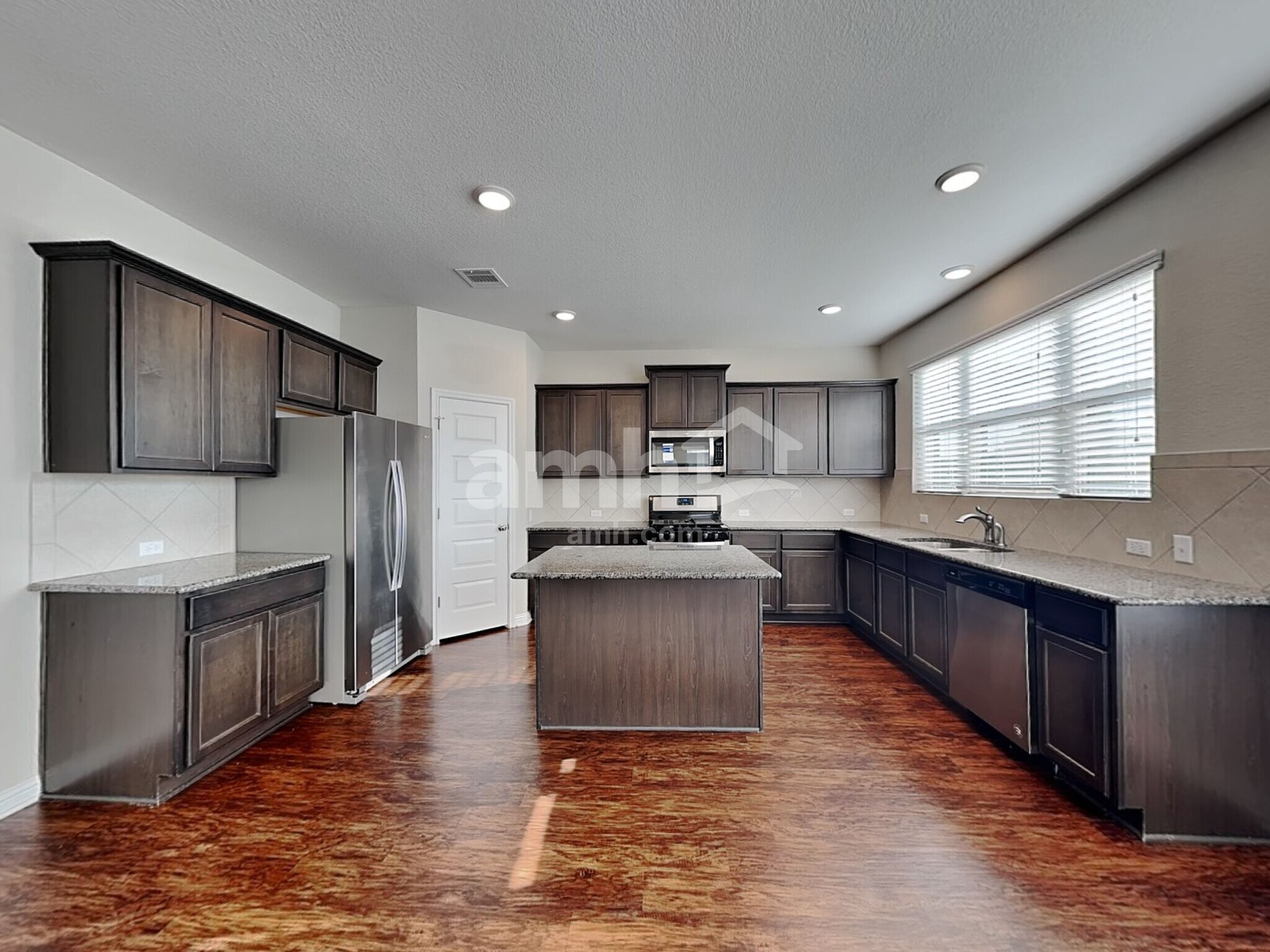 Building Photo - 5904 Gerard Dr